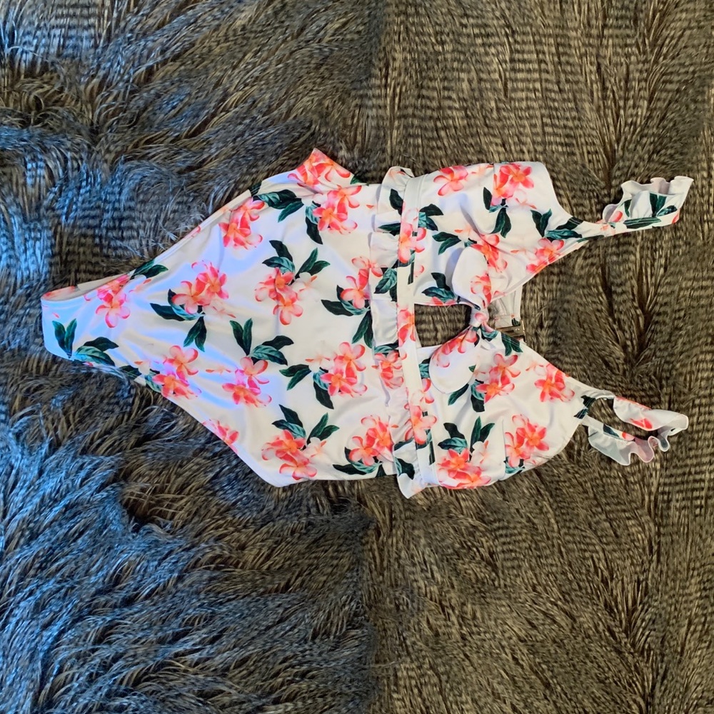 Peek & Beau ASOS Swimsuit 12